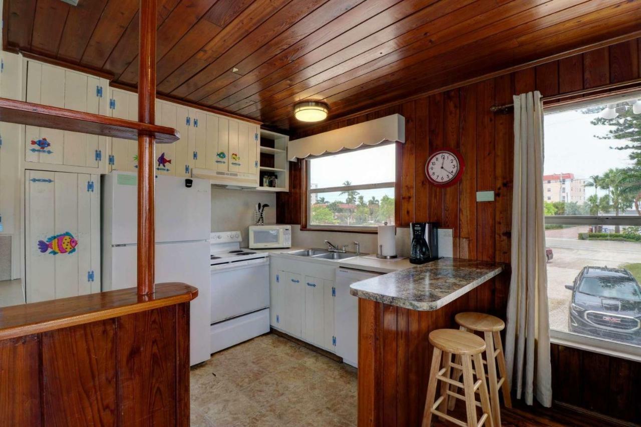 Estero Island Apartment With Boat Dock Fort Myers Beach Exteriér fotografie